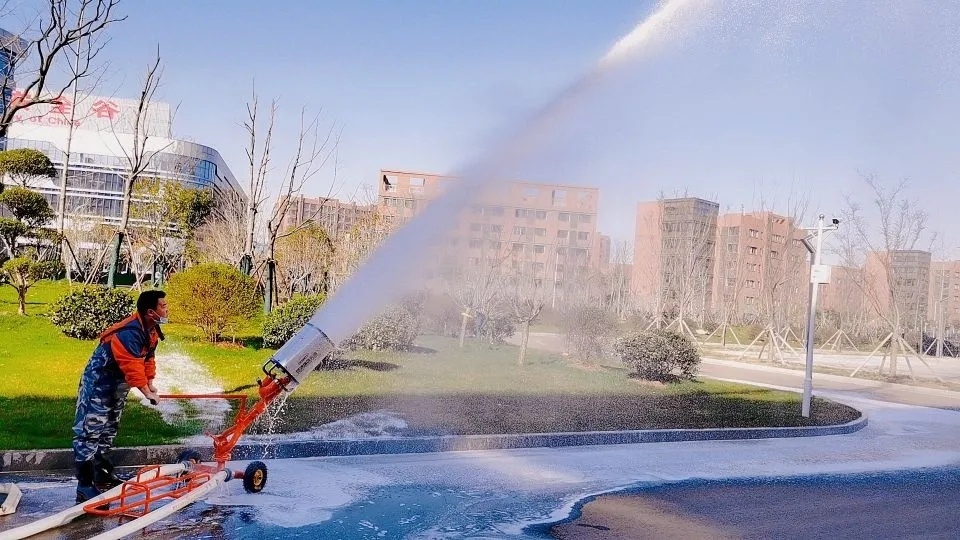 【新品發布】推車式中倍數泡沫發生器，石化?；馂牡目诵?/></a></dt>
                    <dd class=